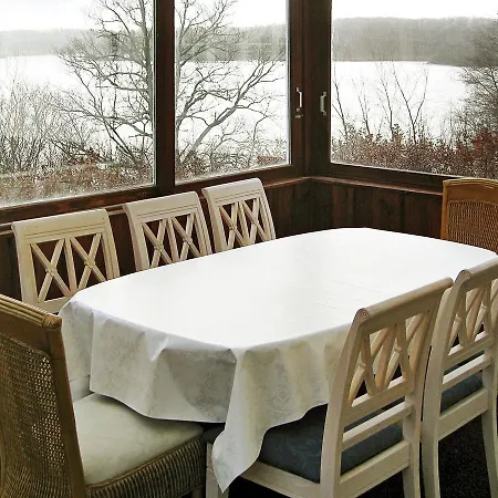 Three-bedroom Holiday In Aabenraa 9 * Kværs